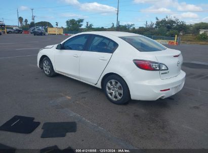 2012 MAZDA MAZDA3 I SPORT White  Gasoline JM1BL1UG8C1509510 photo #4