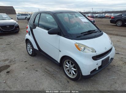 2008 SMART FORTWO PASSION/PURE White  Gasoline WMEEJ31X98K146706 photo #1