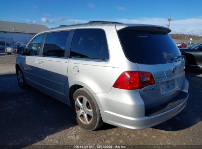 2009 VOLKSWAGEN ROUTAN SE Silver  Gasoline 2V8HW34149R544580 photo #4