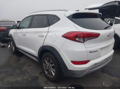 2017 HYUNDAI TUCSON SE White  Gasoline KM8J33A44HU580836 photo #4