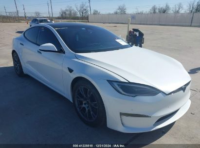 2022 TESLA MODEL S PLAID TRI MOTOR ALL-WHEEL DRIVE White  Electric 5YJSA1E69NF486471 photo #1