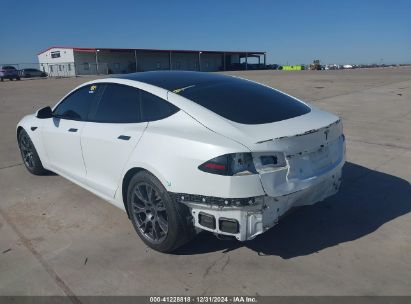 2022 TESLA MODEL S PLAID TRI MOTOR ALL-WHEEL DRIVE White  Electric 5YJSA1E69NF486471 photo #4