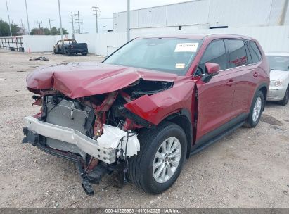 2024 TOYOTA GRAND HIGHLANDER XLE Red  Gasoline 5TDAAAA57RS011069 photo #3