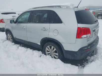 2011 KIA SORENTO LX V6 Silver  Gasoline 5XYKTDA25BG074616 photo #4