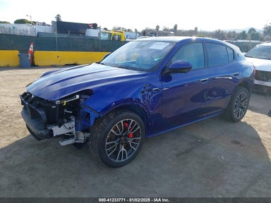 2023 MASERATI GRECALE MODENA ZN682AVM4P7438504 photo #3