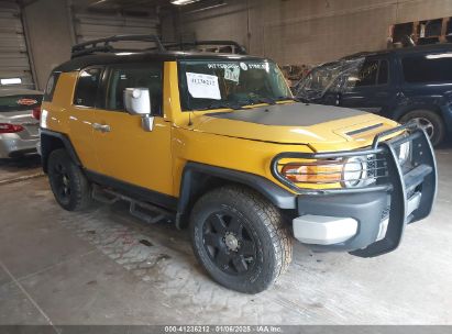 2007 TOYOTA FJ CRUISER Yellow  Gasoline JTEBU11F270018978 photo #1