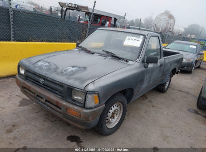 1992 TOYOTA PICKUP 1/2 TON SHORT WHLBASE STB Gray  Gasoline 4TARN81A5NZ046212 photo #3