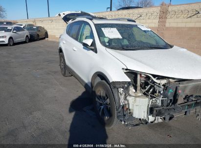 2016 TOYOTA RAV4 XLE White  Gasoline 2T3WFREV4GW265592 photo #1