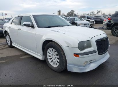 2010 CHRYSLER 300 TOURING/SIGNATURE SERIES/EXECUTIVE SERIES Yellow  Gasoline 2C3CA5CV6AH307205 photo #1