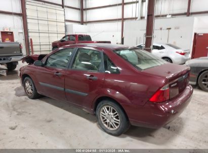 2007 FORD FOCUS S/SE/SES Red  Gasoline 1FAFP34N47W166631 photo #4