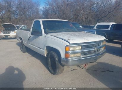 1999 CHEVROLET C2500 White  Gasoline 1GCGC24R8XR712594 photo #1