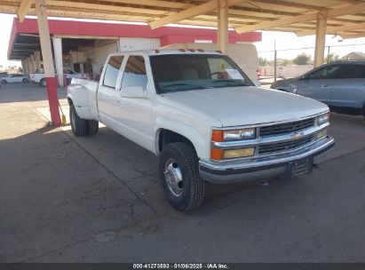 1998 CHEVROLET K3500 White  Gasoline 1GCHK33J6WF015014 photo #1