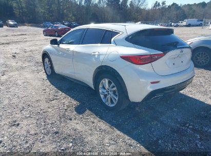 2017 INFINITI QX30 White  Gasoline SJKCH5CP3HA033931 photo #4