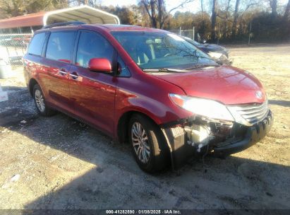 2015 TOYOTA SIENNA XLE 8 PASSENGER Burgundy  Gasoline 5TDYK3DC6FS649780 photo #1