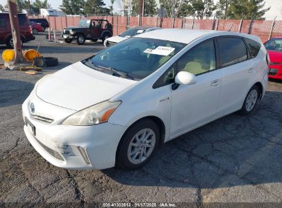 2013 TOYOTA PRIUS V THREE White  Hybrid JTDZN3EU8D3197848 photo #3