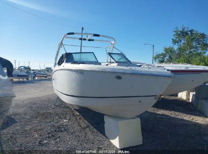 2017 COBALT BOWRIDER White  Other FGER5075J617 photo #1