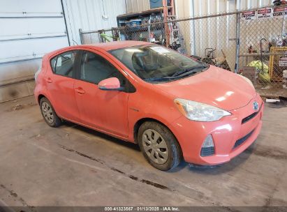 2013 TOYOTA PRIUS C TWO Pink  Hybrid JTDKDTB39D1039157 photo #1