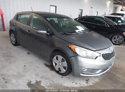 2016 KIA FORTE LX Gray  Gasoline KNAFK5A86G5572044 photo #1