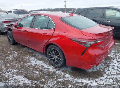 2022 TOYOTA CAMRY SE Red  Gasoline 4T1G11AK3NU034835 photo #4