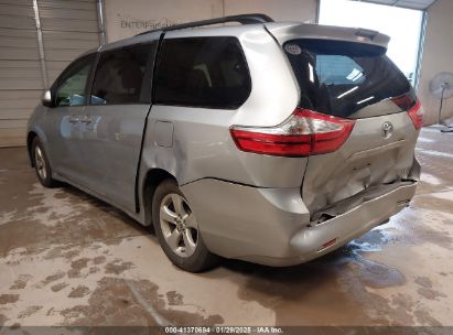 2019 TOYOTA SIENNA LE 8 PASSENGER Silver  Gasoline 5TDKZ3DC6KS996439 photo #4