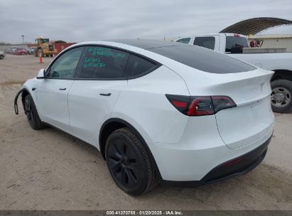 2025 TESLA MODEL Y LONG RANGE DUAL MOTOR ALL-WHEEL DRIVE White  Electric 7SAYGDEE3SA359986 photo #4