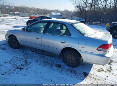 2002 HONDA ACCORD 2.3 LX Silver  Gasoline 1HGCG665X2A155958 photo #4