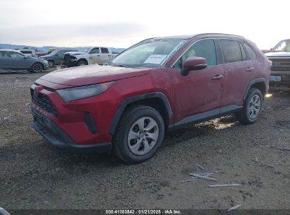 2019 TOYOTA RAV4 LE Red  Gasoline 2T3G1RFV1KW046146 photo #3