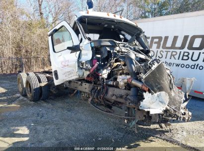 2018 FREIGHTLINER NEW CASCADIA 126 White  Diesel 3AKJHLDV7JSKD1233 photo #1