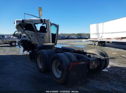 2018 FREIGHTLINER NEW CASCADIA 126 White  Diesel 3AKJHLDV7JSKD1233 photo #4