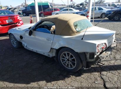 2005 BMW Z4 2.5I White  Gasoline 4USBT33515LS55815 photo #4