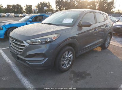 2017 HYUNDAI TUCSON SE Gray  Gasoline KM8J23A48HU423622 photo #3