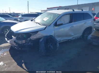 2017 TOYOTA HIGHLANDER LE White  Gasoline 5TDBZRFH0HS481280 photo #3