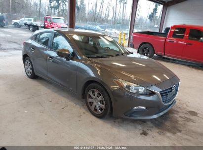 2016 MAZDA MAZDA3 I SPORT Gray  Gasoline JM1BM1J72G1337594 photo #1