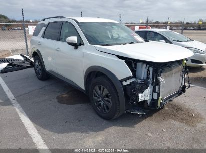 2024 NISSAN PATHFINDER SV FWD White  Gasoline 5N1DR3BA5RC256432 photo #1