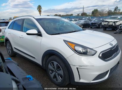 2019 KIA NIRO LX White  Hybrid KNDCB3LC8K5284207 photo #1