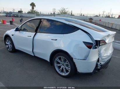 2024 TESLA MODEL Y LONG RANGE DUAL MOTOR ALL-WHEEL DRIVE/RWD White  Electric 7SAYGDED1RF004738 photo #4