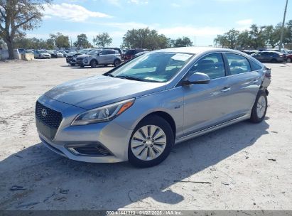 2016 HYUNDAI SONATA HYBRID SE Silver  Hybrid KMHE24L13GA038494 photo #3