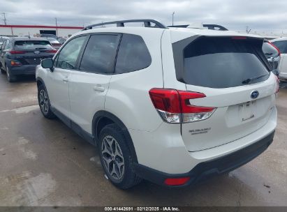 2022 SUBARU FORESTER PREMIUM White  Gasoline JF2SKAEC7NH460505 photo #4