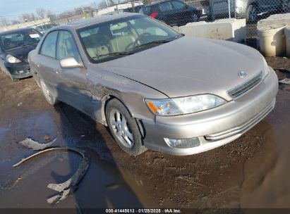 2001 LEXUS ES 300 Gold  Gasoline JT8BF28G715110860 photo #1