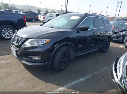 2017 NISSAN ROGUE SV Black  Gasoline 5N1AT2MT6HC755526 photo #3