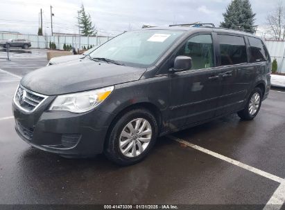 2012 VOLKSWAGEN ROUTAN SE Gray  Flexible Fuel 2C4RVABG5CR391262 photo #3