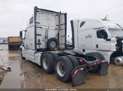 2016 VOLVO VN VNL White  Diesel 4V4NC9EH3GN949981 photo #4