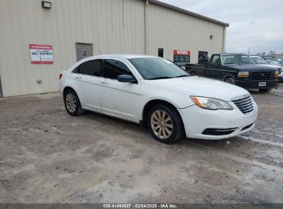 2011 CHRYSLER 200 TOURING White  Gasoline 1C3BC1FB2BN547652 photo #1