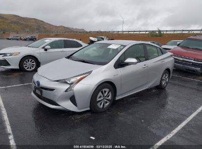 2018 TOYOTA PRIUS TWO Silver  Hybrid JTDKBRFU1J3059236 photo #3