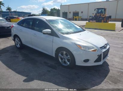 2013 FORD FOCUS SE White  Gasoline 1FADP3F20DL198886 photo #1