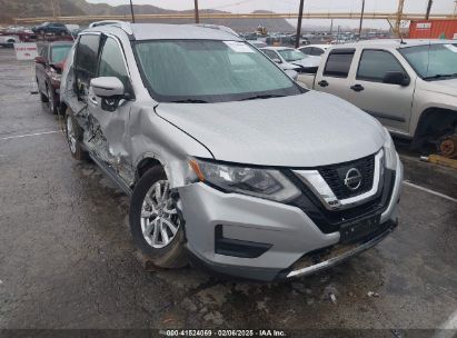 2017 NISSAN ROGUE SV Silver  Gasoline KNMAT2MV0HP607869 photo #1