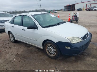 2005 FORD FOCUS ZX4 White  Gasoline 1FAFP34N25W287932 photo #1