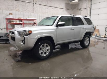 2024 TOYOTA 4RUNNER SR5 Silver  Gasoline JTEMU5JR2R6243332 photo #3