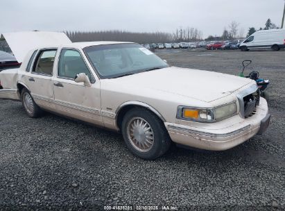 1996 LINCOLN TOWN CAR CARTIER White  Gasoline 1LNLM83WXTY652495 photo #1