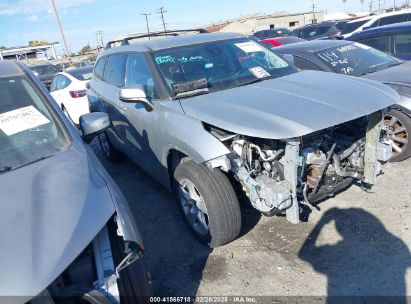 2021 TOYOTA HIGHLANDER LE Silver  Gasoline 5TDZZRAHXMS531554 photo #1